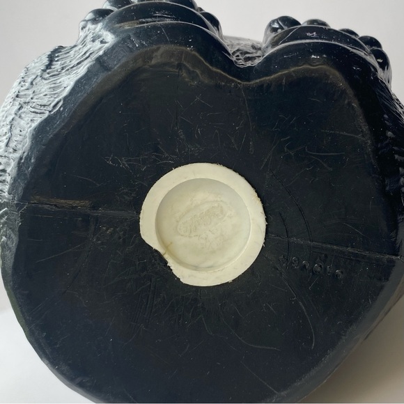 Vintage blow mold bear coin bank - Picture 4 of 5